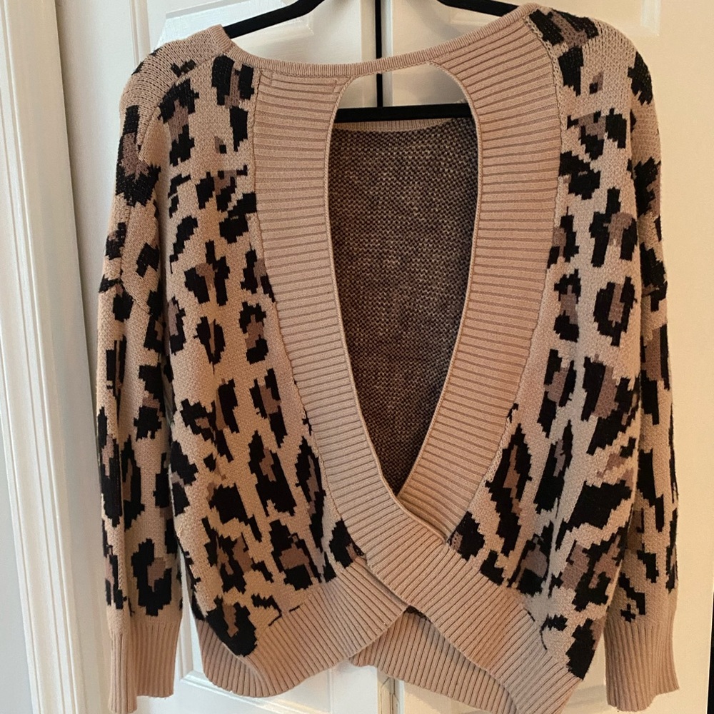 Adorable Leopard Sweater with Back Slit